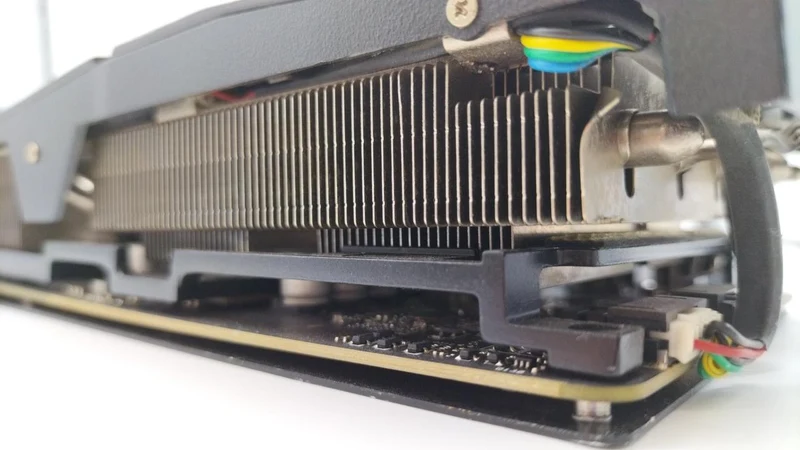 [À DÉCHETER] Carte graphique ASUS : ROG-STRIX-GTX1080-O8G-11GBPS