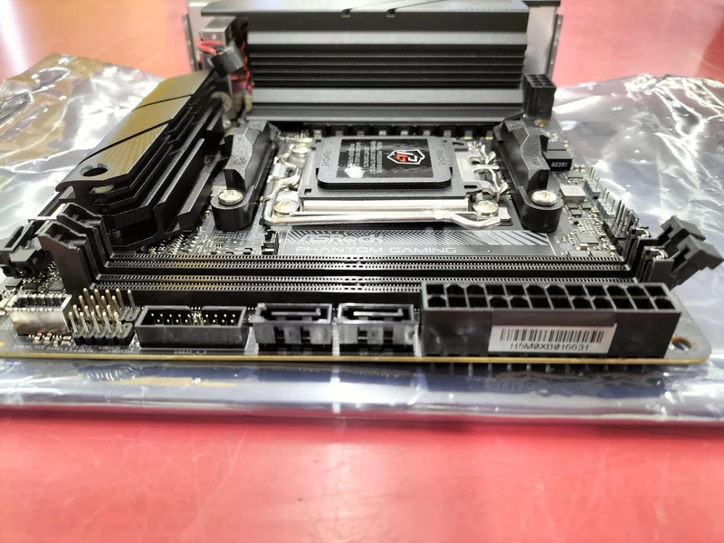 Carte mère ASROCK B650I LIGHTNING WIFI