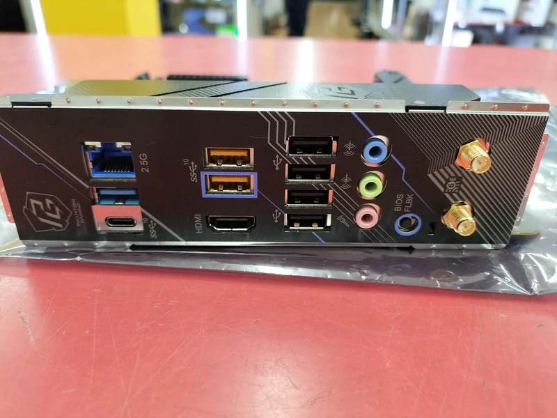 Carte mère ASROCK B650I LIGHTNING WIFI