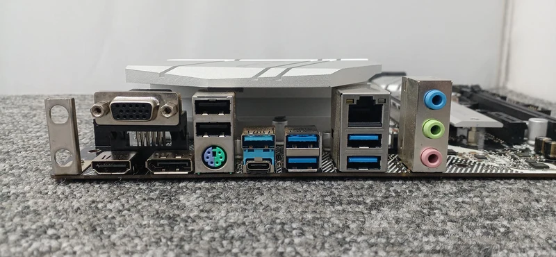 Carte mère ASROCK : B550M PRO4