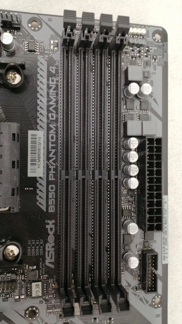 Carte mère ASROCK B550 PHANTOM GAMING4