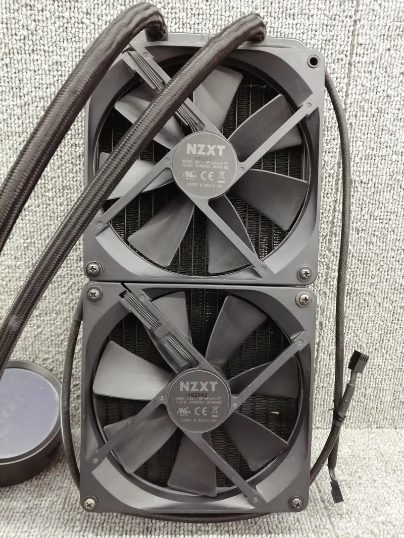 [À DÉCHETER] Refroidisseur de processeur à eau NZXT RL-KRX63-01