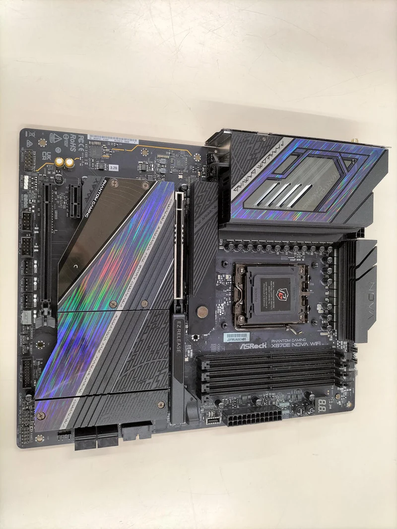 Carte mère ASROCK : X870E NOVA