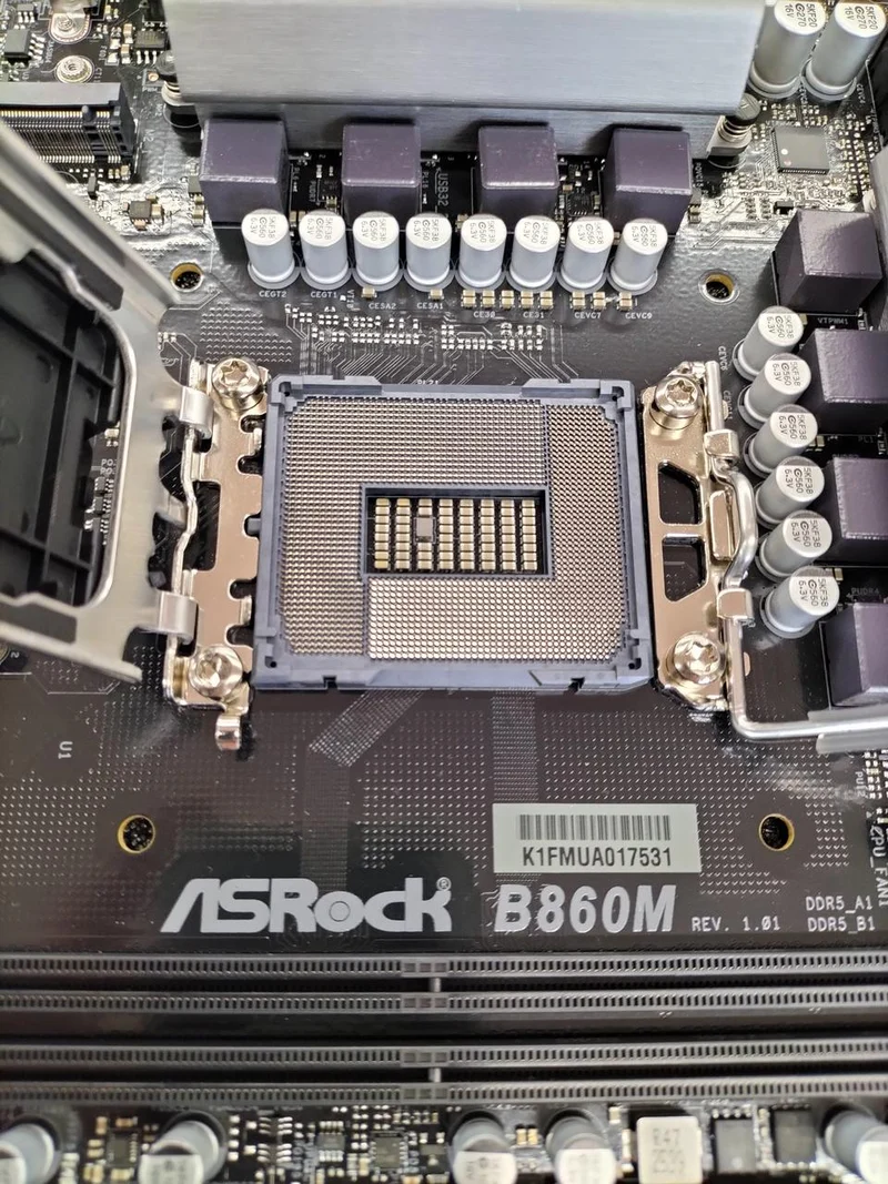 [À DÉCHETER] Carte mère ASROCK B860M