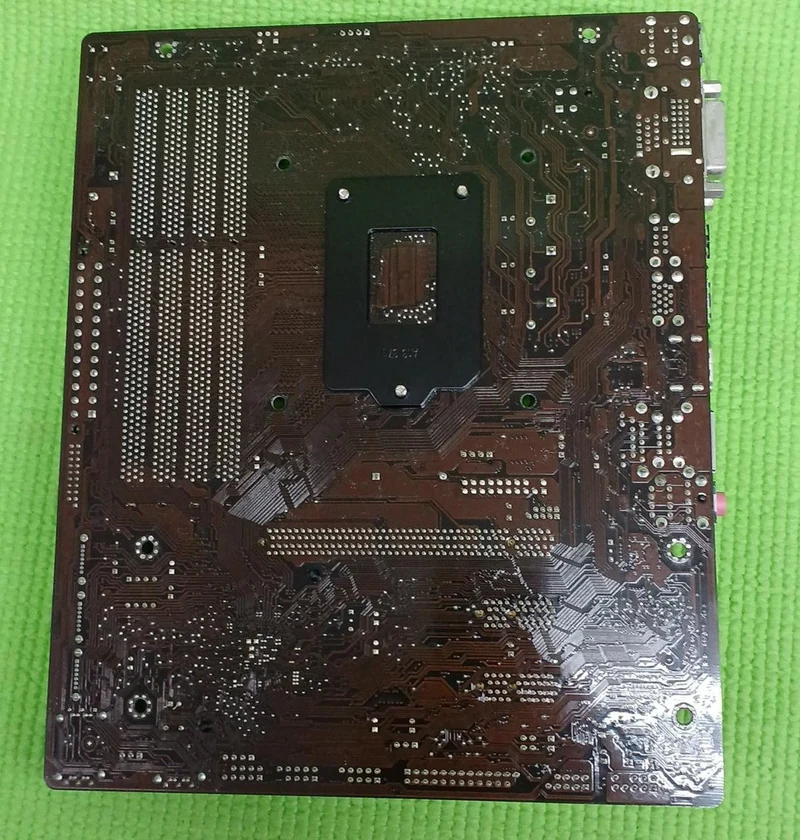 Carte mère ASUS B85M-G