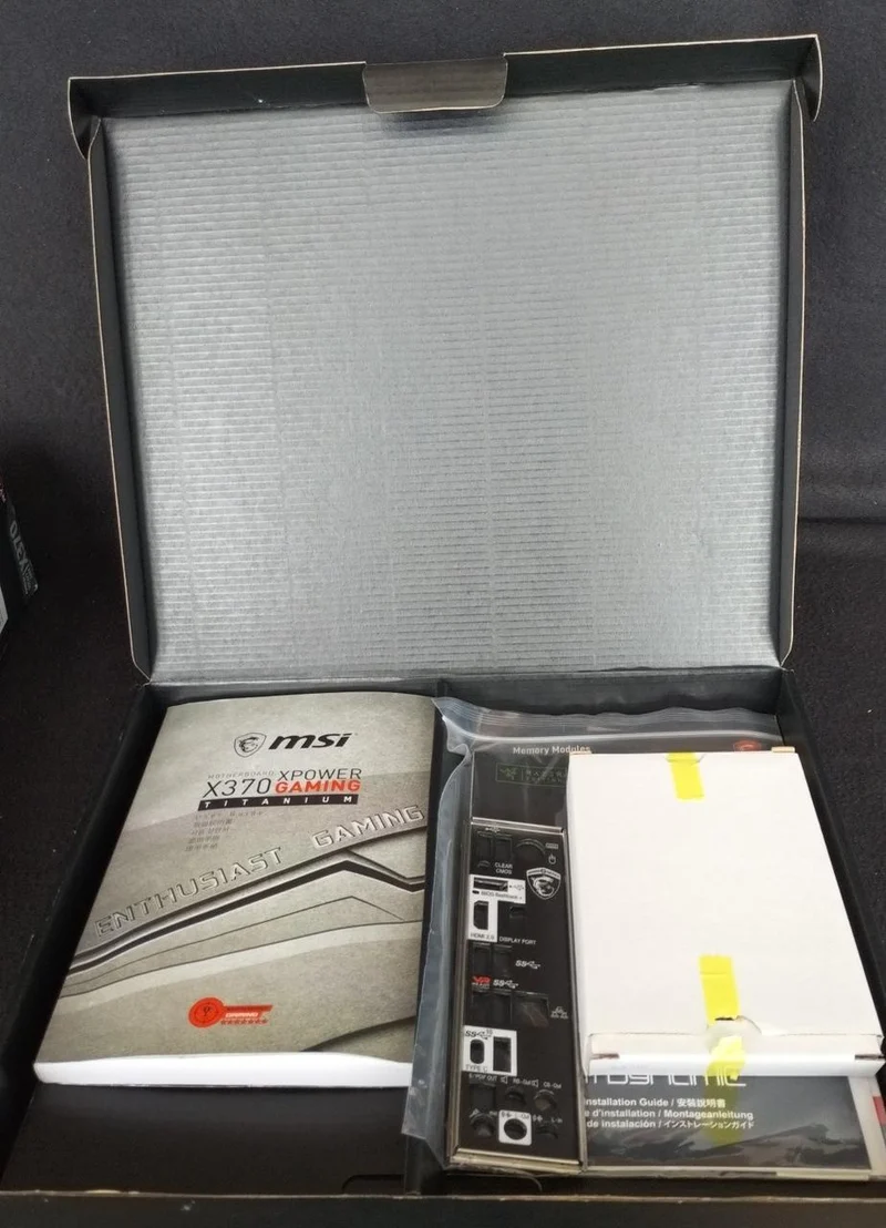 [À DÉCHETER] Carte mère MSI X370 XPOWER GAMING TITANIUM