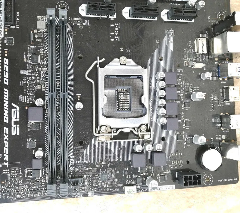 [À DÉCHETER] Carte mère ASUS B250 MINING EXPERT