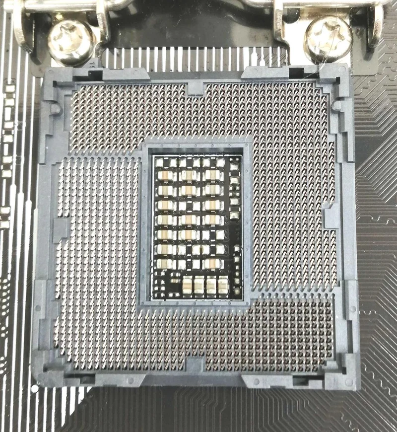 [À DÉCHETER] Carte mère ASUS B250 MINING EXPERT