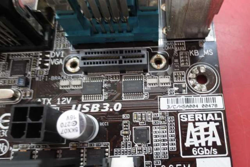 Carte mère GIGABYTE GA-N3150N-D3V