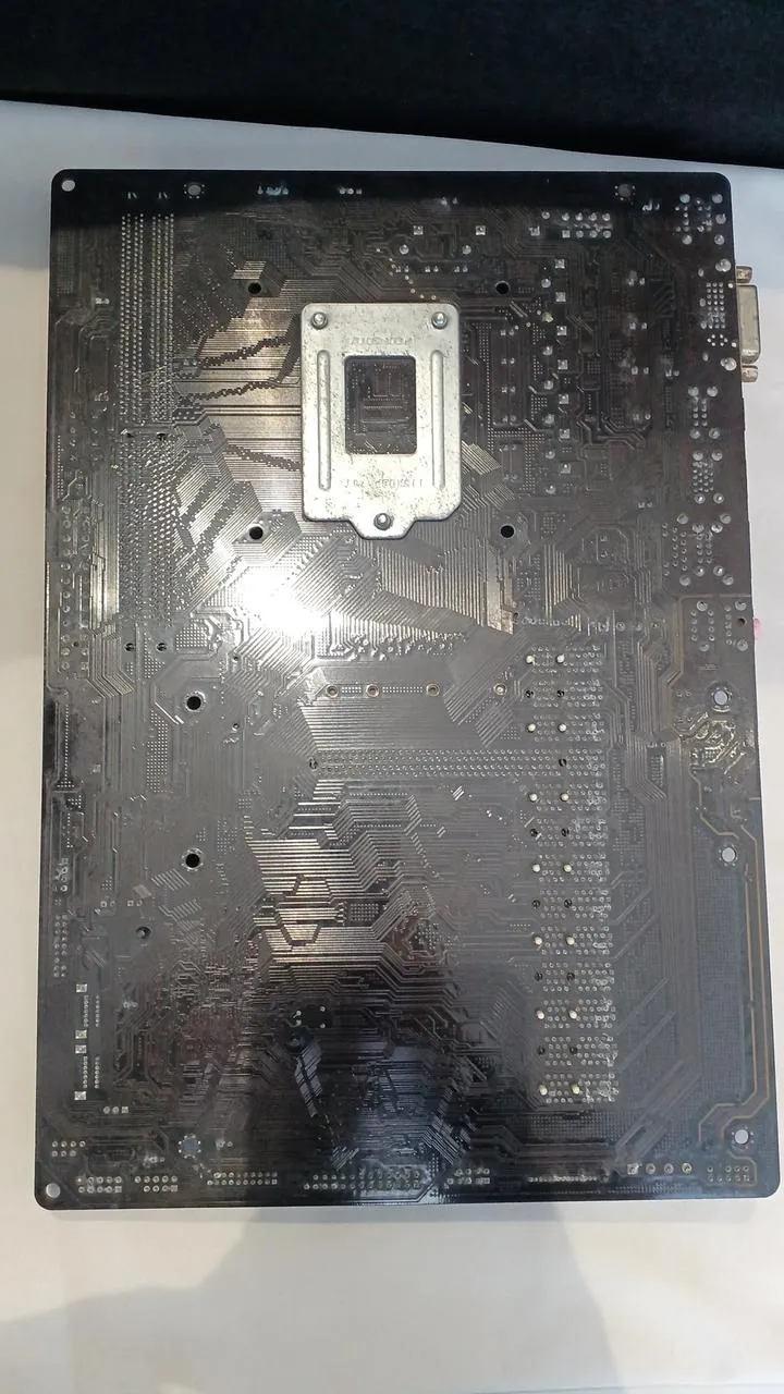 [À DÉCHETER] Carte mère ASROCK : H110 PRO BTC
