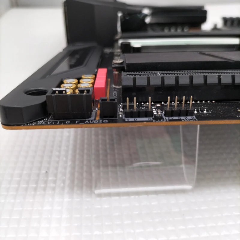 [À DÉCHETER] Carte mère GIGABYTE B550 AORUS MASTER