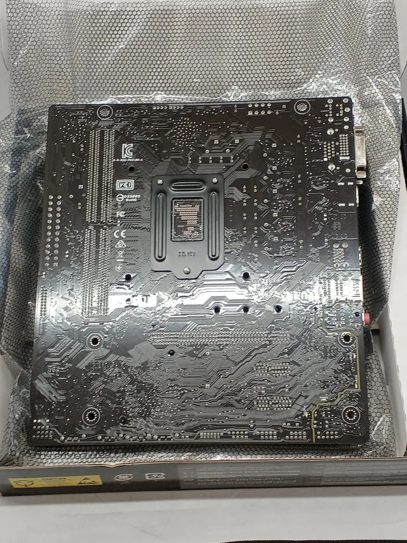 Kit de composants PC ASUS/Intel à monter soi-même avec processeur Core i3-10100/H410M-A