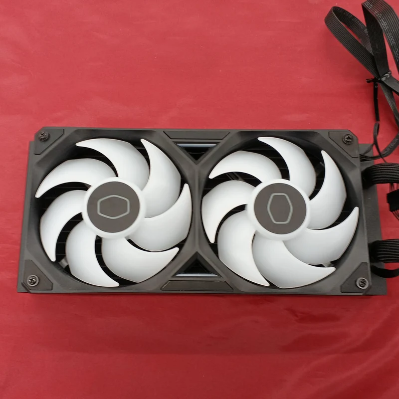 Ventilateur refroidi par eau COOLER MASTER MLX-D24M-A25SZ-V1