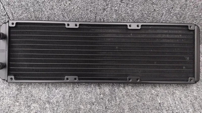 Refroidisseur de processeur à eau KRAKEN RL-KRX72-01
