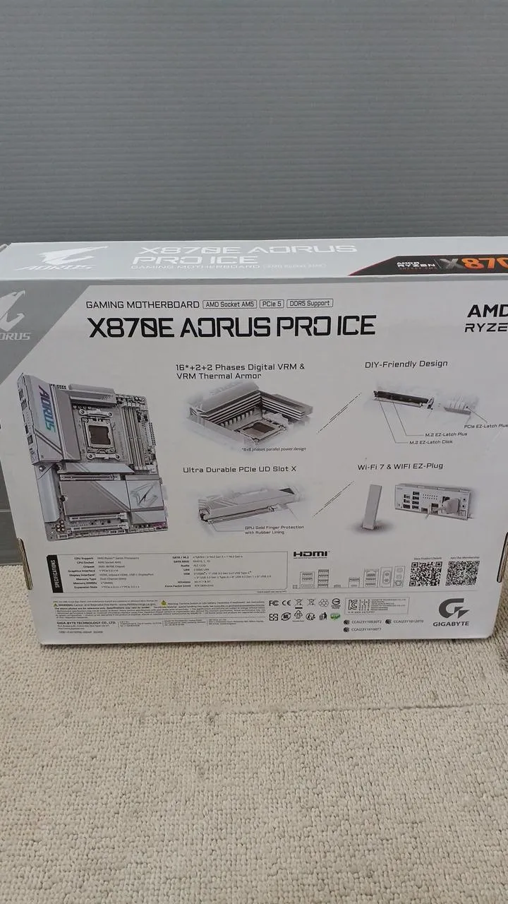 Carte mère GIGABYTE X870E AORUS PRO ICE