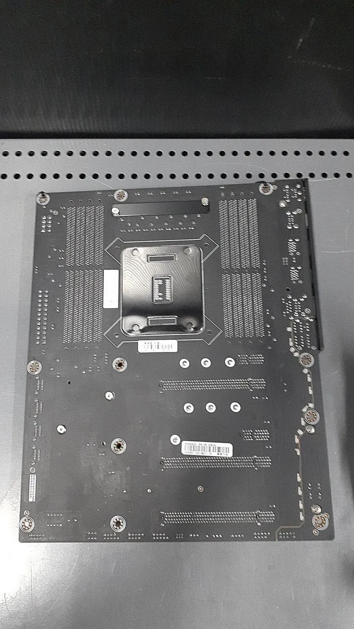 [À DÉCHETER] Carte mère HUANANZI X99-F8