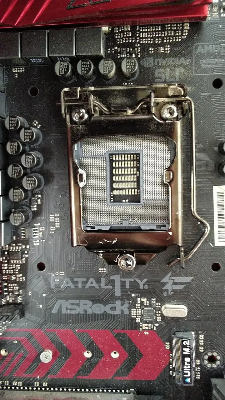 [À DÉCHETER] Carte mère ASROCK Z270 GAMING K6