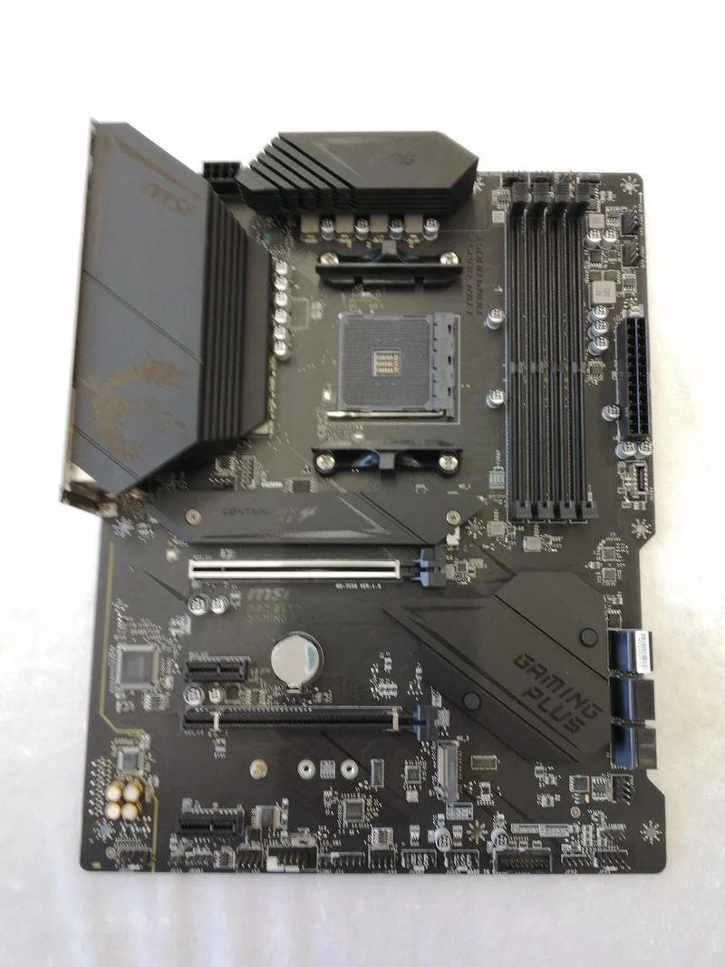Carte mère MSI MPG B550 GAMING PLUS