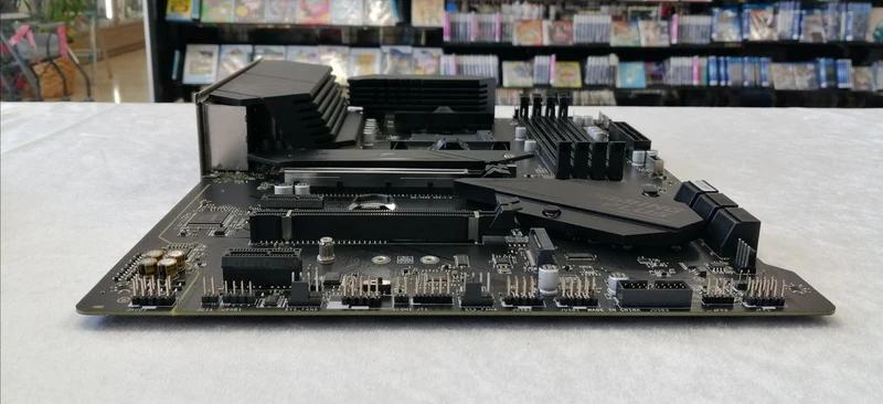 Carte mère MSI MPG B550 GAMING PLUS