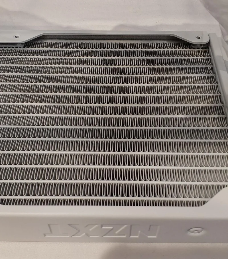 [À DÉCHETER] Refroidisseur liquide NZXT KRAKEN ELITE 280 RGB