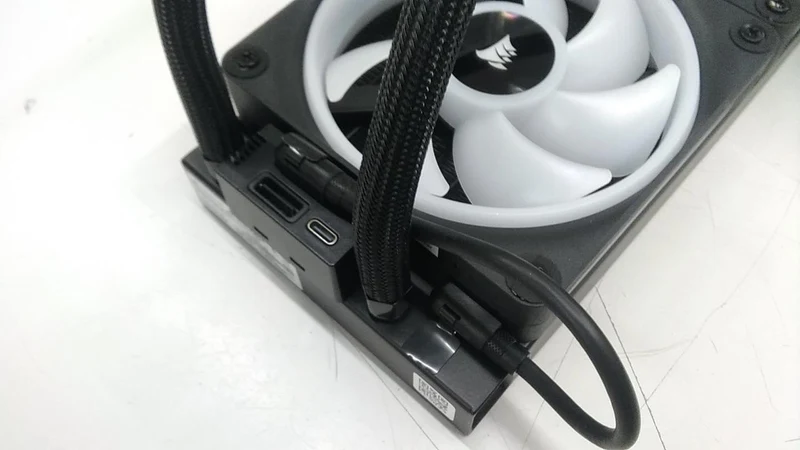 Refroidisseur liquide simple pour processeur CORSAIR ICUE LINK H150I avec écran LCD