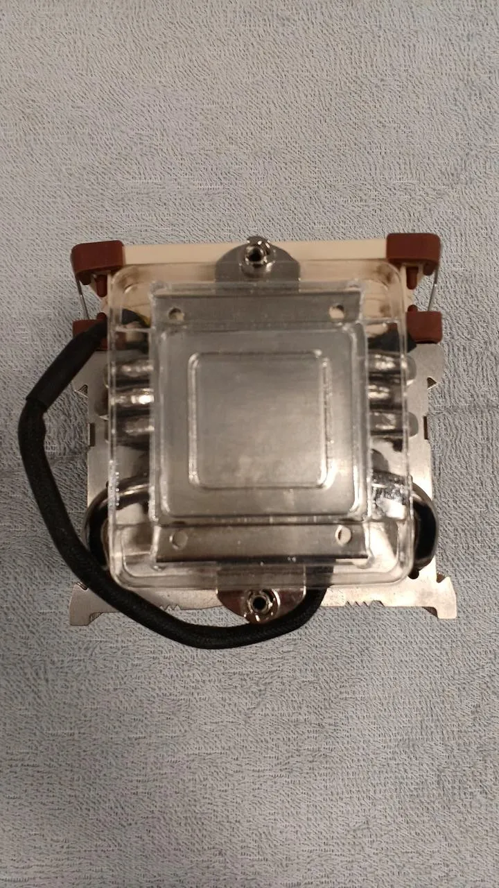 Refroidisseur de processeur NOCTUA NH-U9S