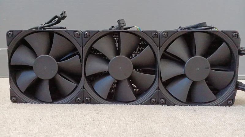 Refroidisseur de processeur à refroidissement liquide ASUS ROG RYUJIN360
