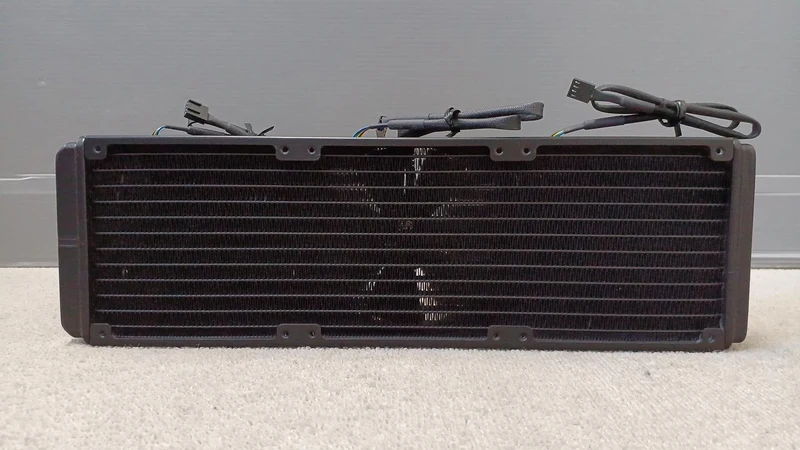 Refroidisseur de processeur à refroidissement liquide ASUS ROG RYUJIN360