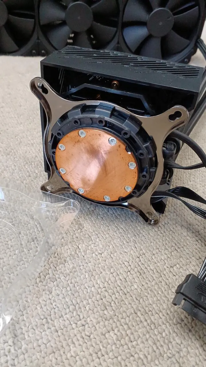 Refroidisseur de processeur à refroidissement liquide ASUS ROG RYUJIN360