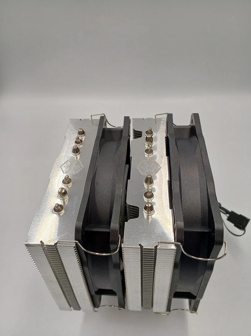 Refroidisseur de processeur SILVERSTONE D120 ARGB