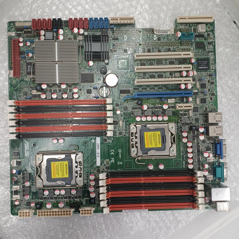 [À DÉCHETER] Carte mère ASUS Z8PE-D12