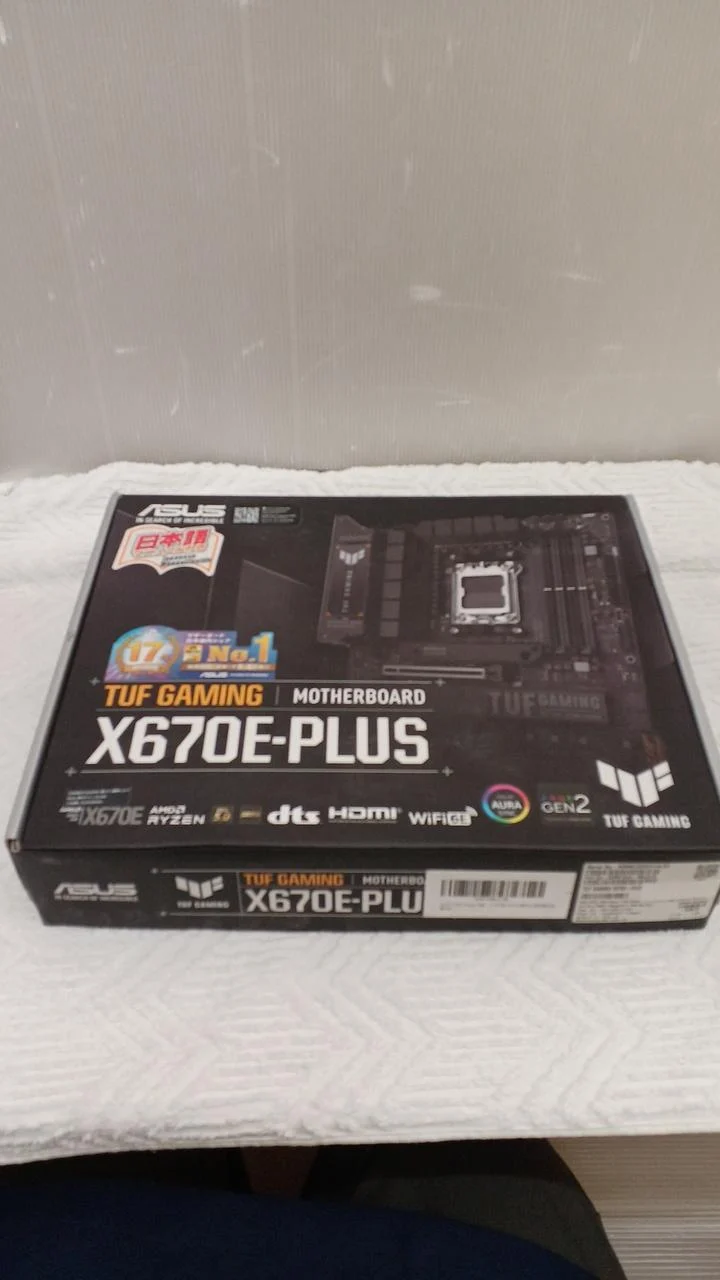 Carte mère ASUS : TUF GAMING X670E-PLUS