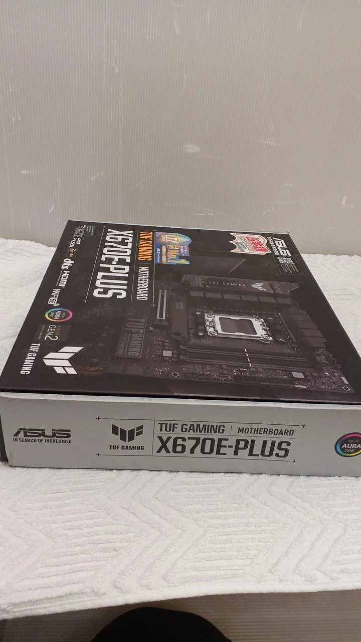 Carte mère ASUS : TUF GAMING X670E-PLUS