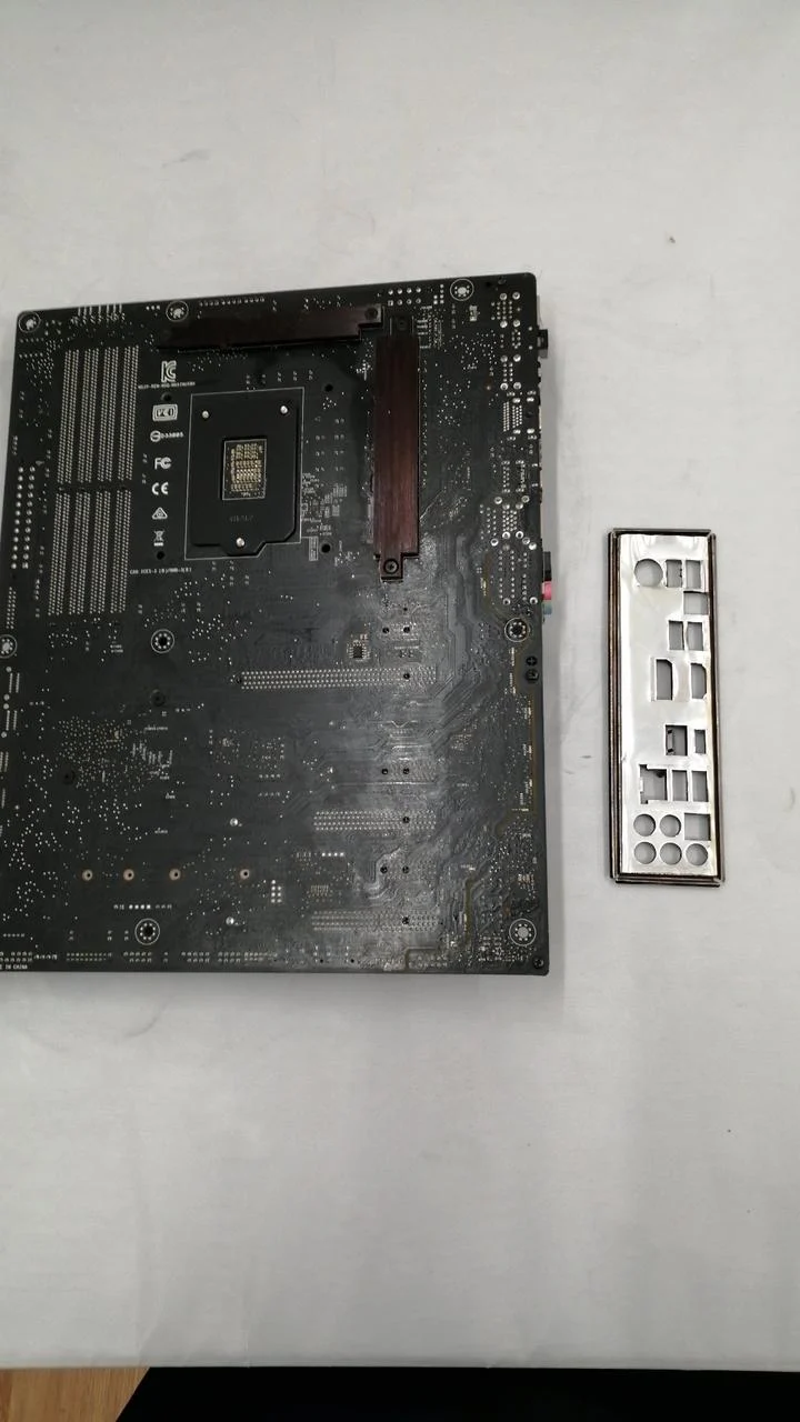 [À DÉCHETER] Carte mère ASUS Z170 ATX MAXIMUS VIII HERO