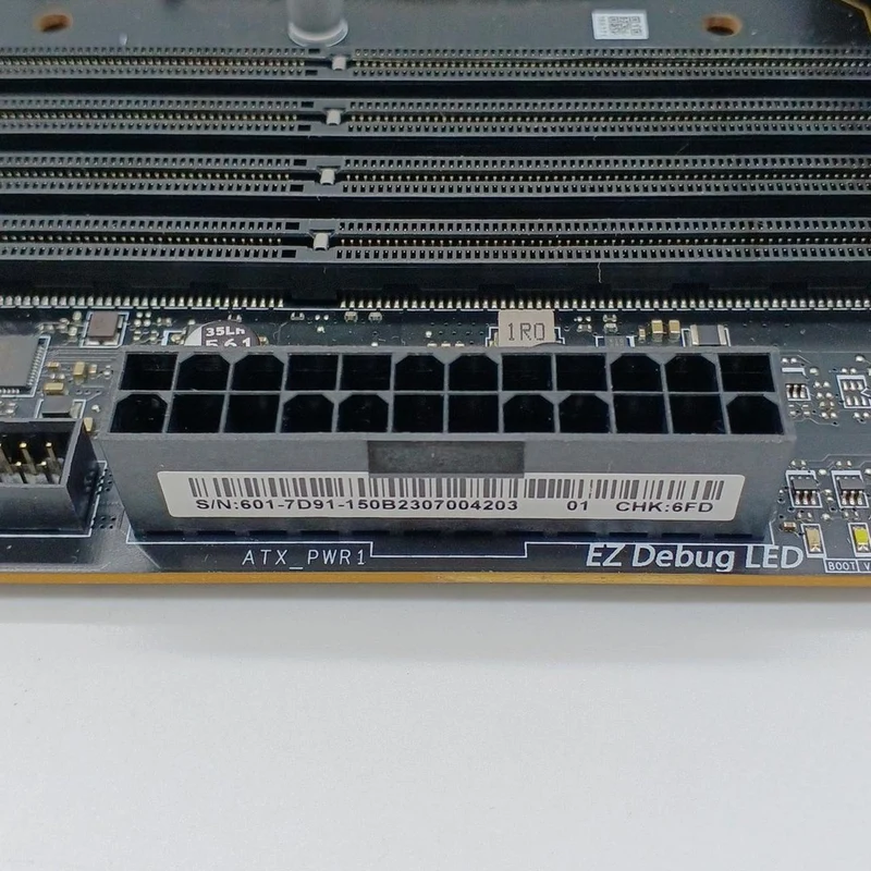 [À DÉCHETER] Carte mère MSI MAG Z790 TOMOHAW