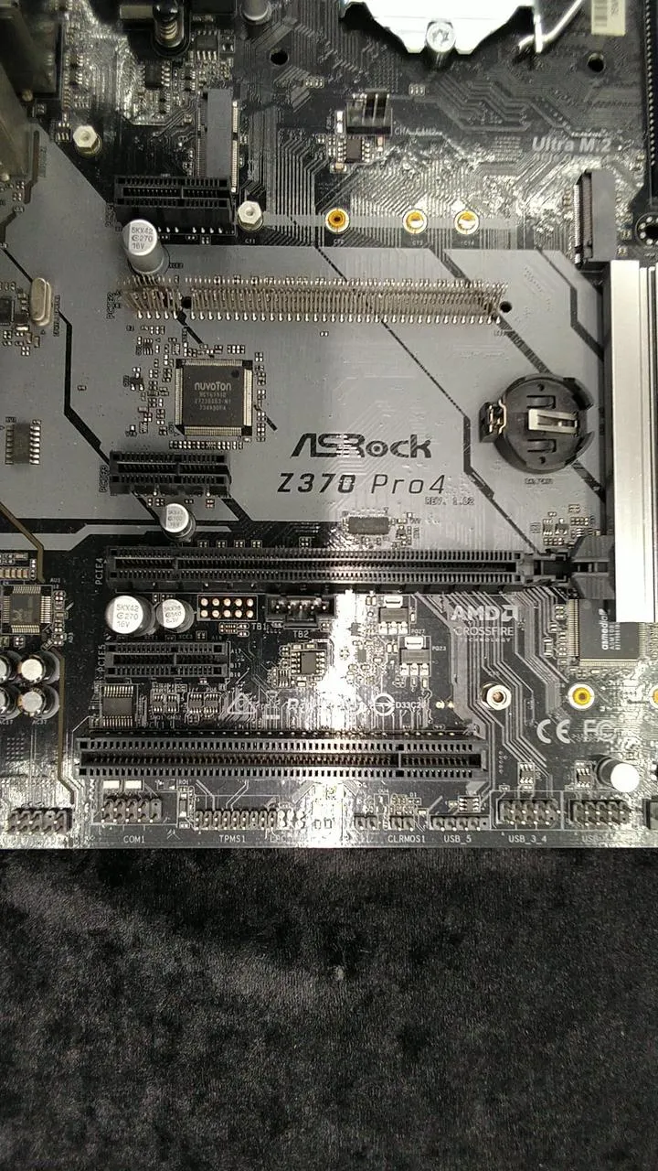 [À DÉCHETER] Carte mère ASROCK Z370 PRO4