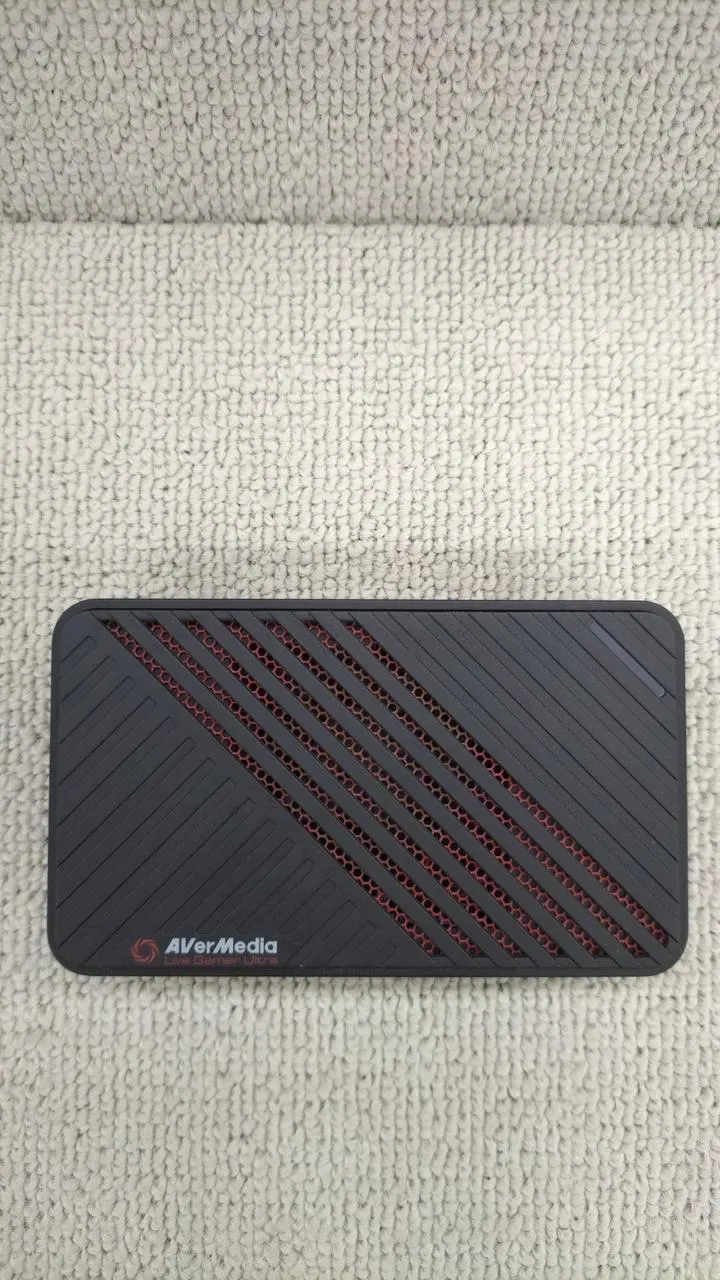 [À DÉCHETER] Carte d'acquisition AVERMEDIA GC553