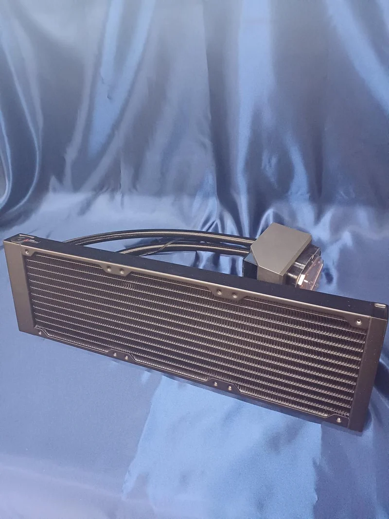 Refroidisseur d'eau simple DEEPCOOL LT720-BKAMNF-G-1