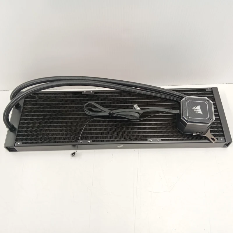 [À DÉCHETER] Refroidisseur de processeur CORSAIR ICUE H170I ELITE CAPELLIX