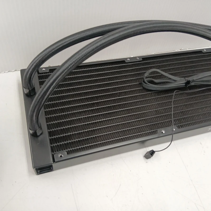 [À DÉCHETER] Refroidisseur de processeur CORSAIR ICUE H170I ELITE CAPELLIX