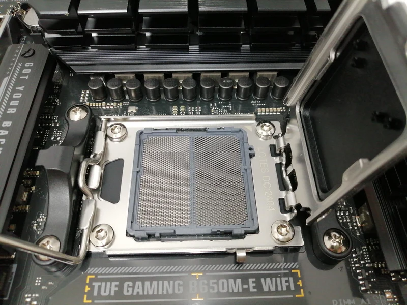 Carte mère ASROCK B650M PG LIGHTNING