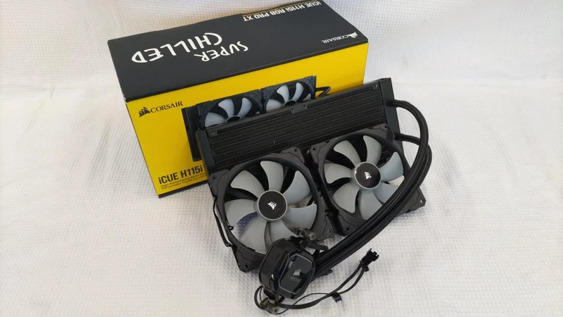 Composants de refroidissement liquide CORSAIR ICUE H115I RGB PRO XT