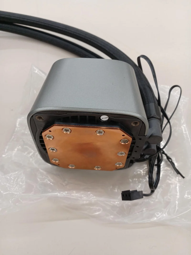Refroidisseur de processeur DEEPCOOL LS520