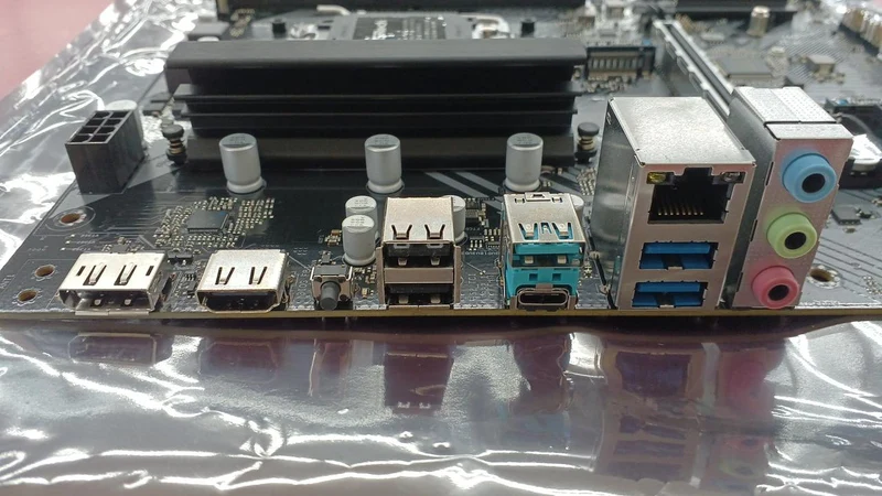 Carte mère ASROCK A620M-HDV/M.2+