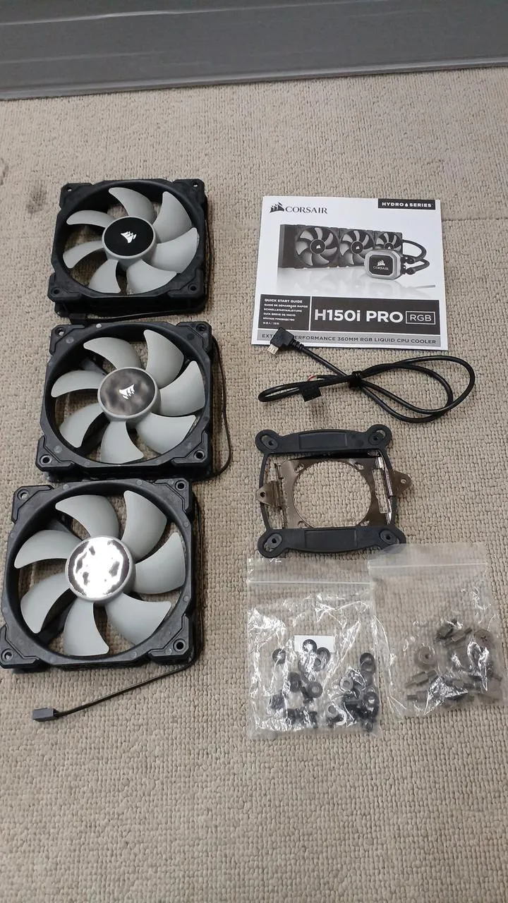 Système de refroidissement liquide CORSAIR H150I PRO RGB