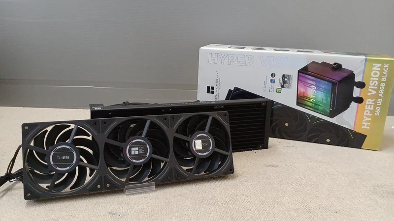 Refroidisseur à eau THERMALRIGHT hypervision360 ARGB