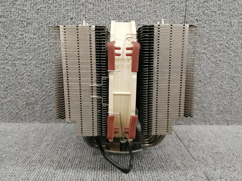 Refroidisseur de processeur NOCTUA NH-D15