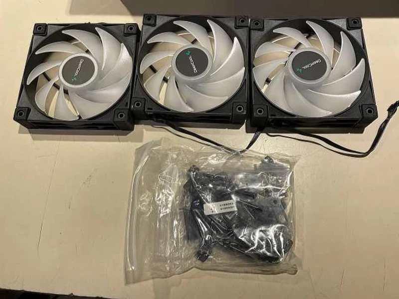 Pièces de refroidissement liquide DEEPCOOL LS720