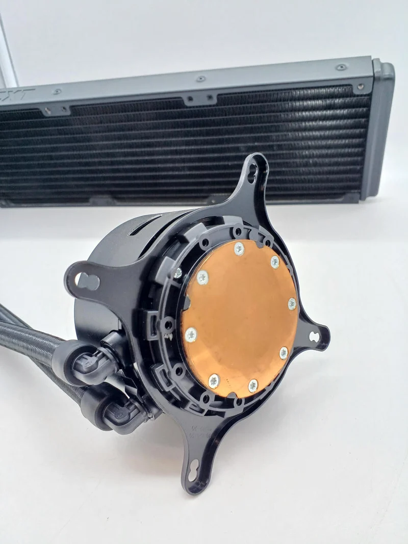 Refroidisseur d'eau NZXT KRAKEN Z73