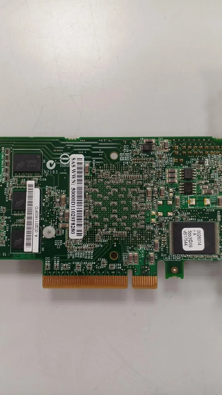 Carte d'acquisition vidéo ADAPTEC ASR-5805/512 Mo